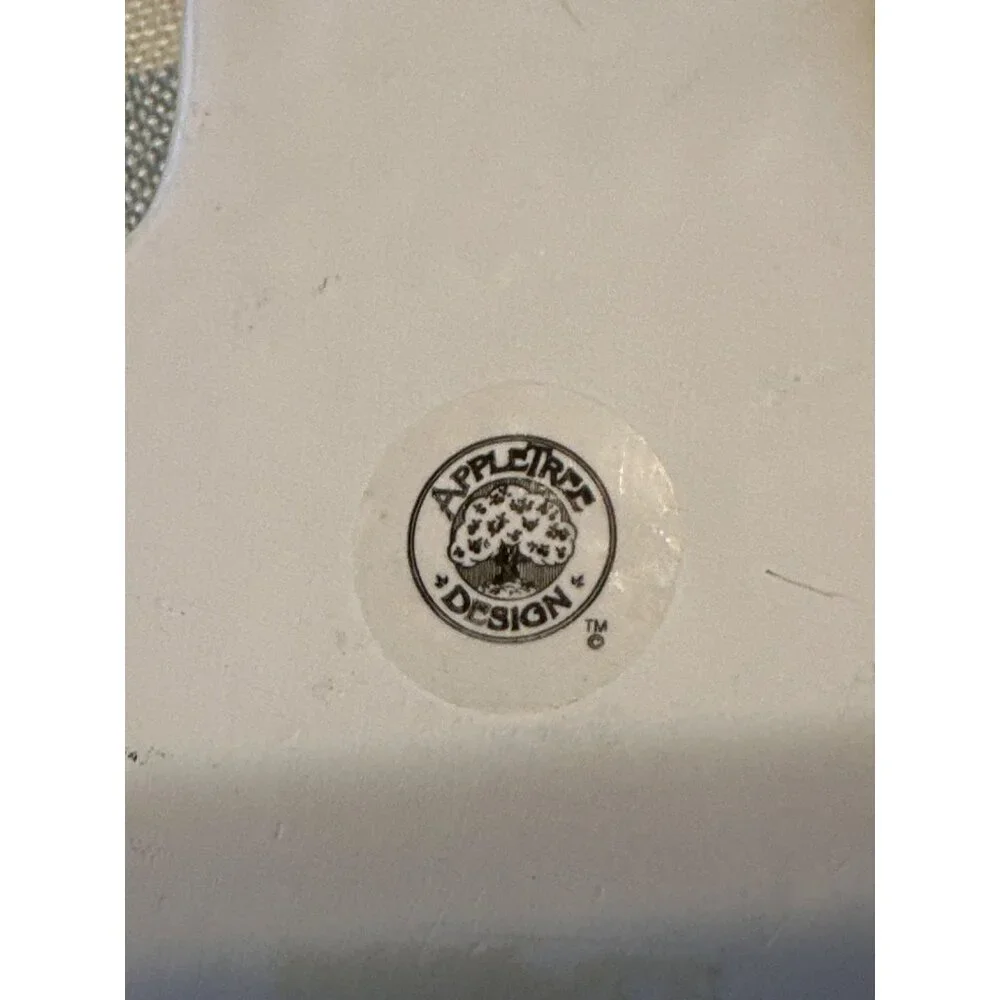 Vintage Iridescent Mother & Child Cross Wall Hanging Gold Accents 10" - Picture 7 of 7